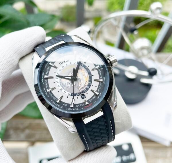 Omega Seamaster Aqua Terra 150M Worldtimer Silver